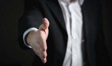 Prospecção e Vendas: Por que o relacionamento de longo prazo é mais importante que as vendas a curto prazo.