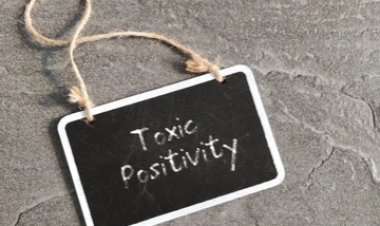 Positividade tóxica: O que é e o que fazer para motivar alguém sem ser tóxico?