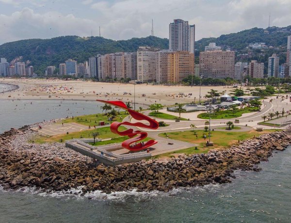 Concurso público em Santos abre inscrições com salários que superam R$8000