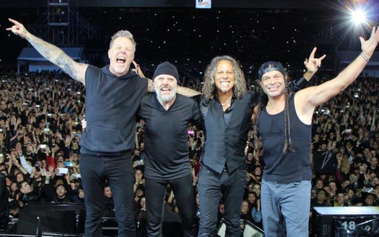 Show do Metallica em São Paulo 10/05 reúne pessoas de todo o Brasil