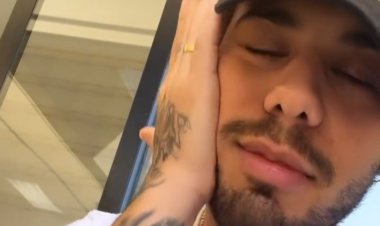 Cantor Zé Felipe comenta sobre  tênis no rosto:"me recuperando"