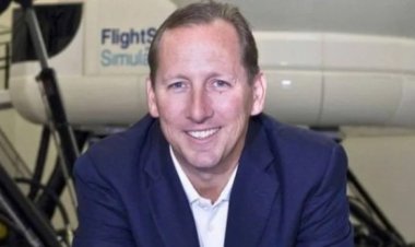 Botafogo: Anuncia acordo com John Textor por compra do  clube francês Lyon