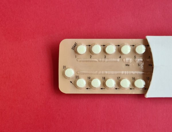 Todos os anticoncepcionais aumentam o risco de Câncer de Mama, diz estudo